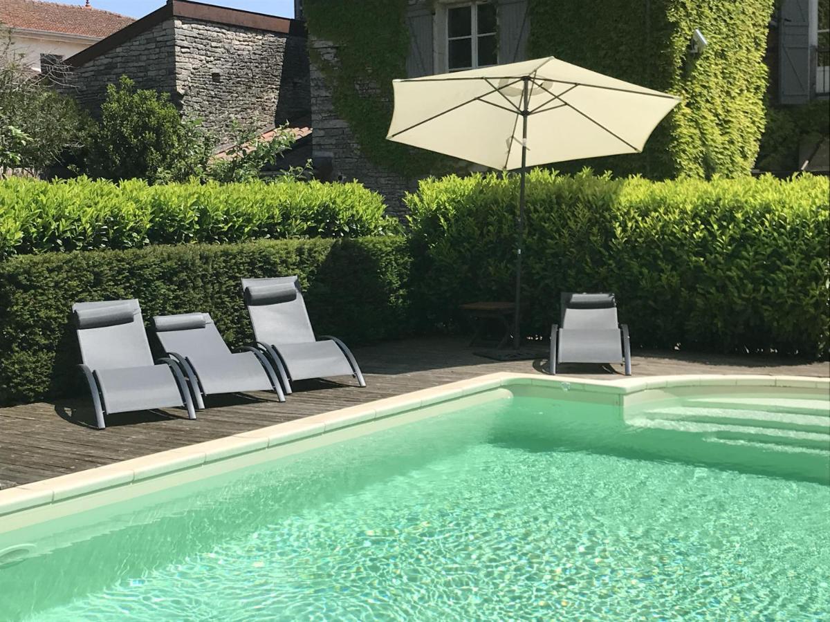 Hotel Le Relais De Scisse Saint-Gengoux-de-Scissé Zewnętrze zdjęcie